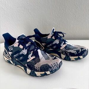 Adidas Ultraboost 20 blue camo.